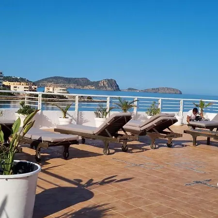 Boutique Arenas Hotel