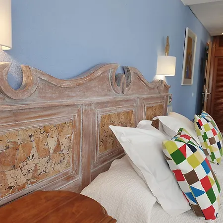 Boutique Arenas Szálloda 2*